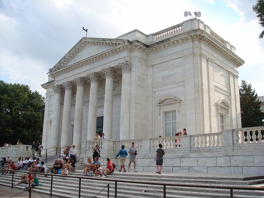 Washington DC [2009 July 02] 063.JPG - Scenes from Arlington National Cemetery.